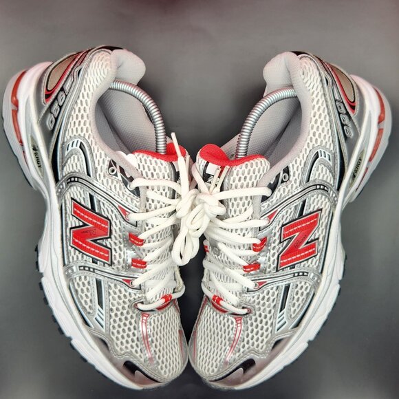 New Balance 920 (2011) - Picture 6 of 7